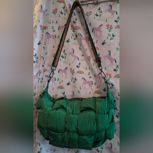 NWOT Sol And Selene Sixth Sense Green Woven Puffer Hobo Crossbody Purse Bag - Picture 1 of 10